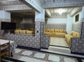 Appartement familial villa 110 m2 jardin et piscine