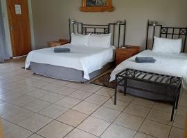 Ingwe Guest lodge，位于范德拜尔帕克的酒店