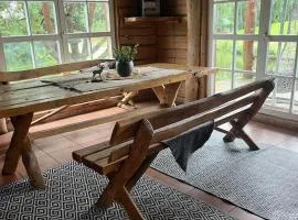 Privatus namelis gamtoje greta Trakų