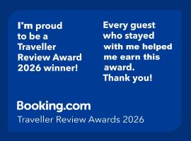 Entire condo downtown, walk to BMO & Stampede, secure parking, 1,5 hrs to Banff，位于卡尔加里的分契式公寓