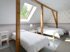 Vasekoja Holiday Home，位于Möldri的酒店