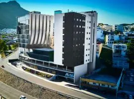SJ Grand Hotel Monterrey