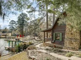 Private Hot Tub and Dock Lake Livingston Log Cabin!