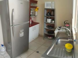 Sweet Rustic Home，位于Chilca的酒店