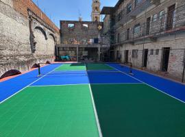 Hostal Casa De Arcos，位于普埃布拉的酒店