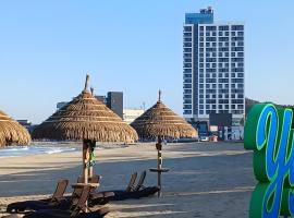 SurfResort INN-The City YangYang，位于襄阳郡的酒店
