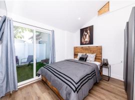 Stellar Sherman Oaks One Bedroom close to Universal Studios，位于伯班克的酒店