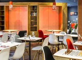 利兹中心马尔堡街宜必思酒店