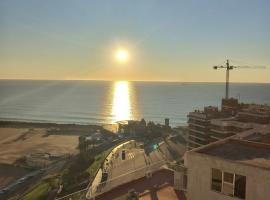 Depto G&uuml;emes y la costa，位于马德普拉塔的酒店