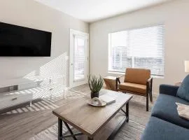 Landing Amazing 2BD Clubhouse Gym