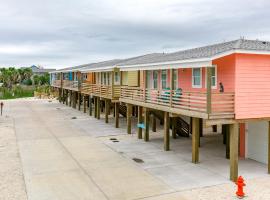 Divi Tiara Beach Resort，位于The Moorings的酒店