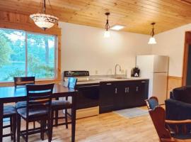 Cabin 9 | Gateway，位于Nevis的酒店