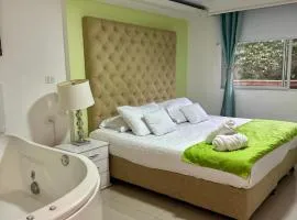 Aramat West