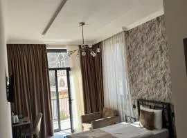 Mony Hotel