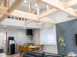 三重県観光の中間拠点津市k2 鈴鹿サーキット30分伊勢神宮60分 家族グループ旅行 広々駐車場