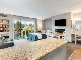 Condo near Downtown Bend - Top-floor with Riverview