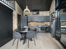 Tiny House By Beach And River Near Gardermoen，位于Årnes的酒店