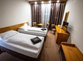 Hotel Opava - free parking