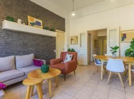 Lester 4-Bedroom Apartment in Mar Mikhael