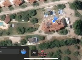 Villa Askamnia and Suites，位于尼基季的酒店