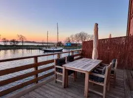 Pirateninsel - Luxus-Residenz mit privaten Spa, Kamin, Meerblick & Gym