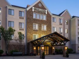 Staybridge Suites Boston - Burlington by IHG，位于伯灵顿的酒店