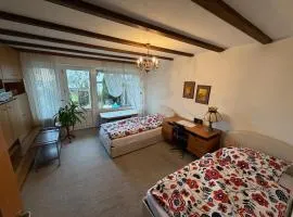 Ferien- und Monteurwohnung Rotbühl