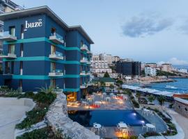 Buzë Boutique Hotel，位于萨兰达的酒店