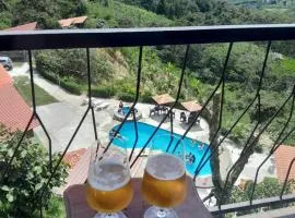 Suite relax entre naturaleza y piscina en Tulipe