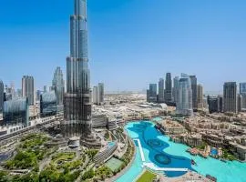 Iconic Burj Khalifa & Fountain Views near Dubai Mall