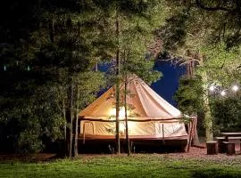 REFUGIO Natural Glamping