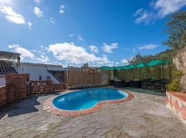 Piscina y Entorno Natural Unico - Casa en Colmenar，位于Comares的酒店