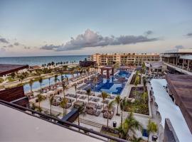 Royalton Riviera Cancun, An Autograph Collection All-Inclusive Resort & Casino，位于莫雷洛斯港的酒店