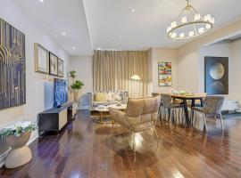 Modern 3BR Home in Stouffville | Quiet & Spacious，位于奥罗拉的酒店