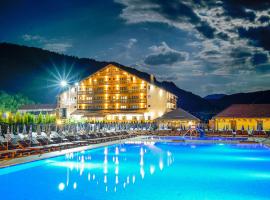 Mirage Resort & Spa，位于上维谢乌的度假村