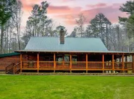 Twin Creeks Lodge by AvantStay