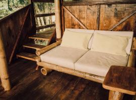 Toucan Lodge Amazon Rainforest Retreat，位于Tarqui的酒店