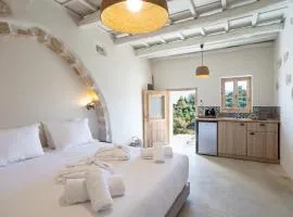 Aerida GuestHouse Of Stone - Poolside Nests near Rethimno