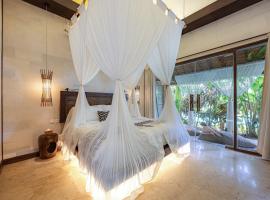 Karmagali Suites Adults only & Private Pool Family Villas，位于沙努尔的酒店
