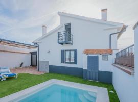 El Romazal，位于Nava de la Asunción的酒店