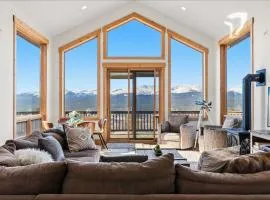 Alma Mountain Escape - Views Deck Theater