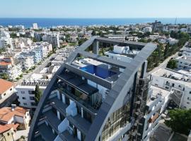 Nurel Shark Residence，位于凯里尼亚的酒店