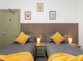 Claydens Guest House at Cleethorpes Sleeps 12