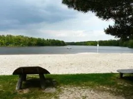 Gite 1 Arum, la Sapinière-24300-parc-3ha-piscine-étang-mini golf