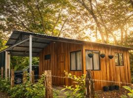 Mayra Campground，位于Savegre的酒店