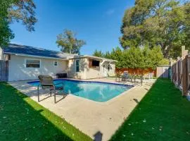 Near Fishing: Palm Harbor Studio w/ Pool Access!