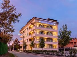 Crystal Luxury，位于克拉约瓦的酒店