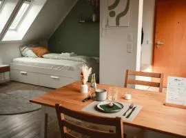 Zentrale & frisch renovierte Unterkunft am Bahnhof