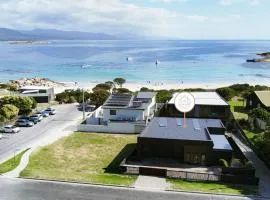 Wauba - On Waubs Bay Beach