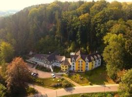 Hotel Waldhaus Lauenhain，位于米特韦达的酒店